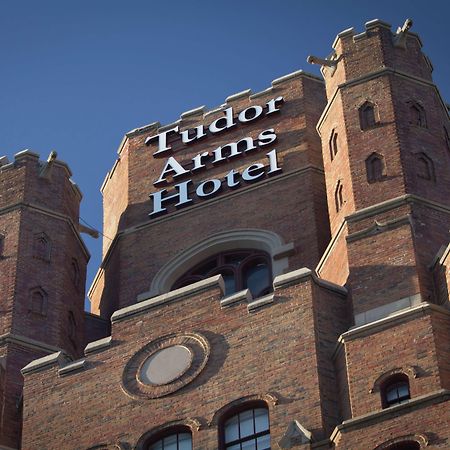 The Tudor Arms Hotel Cleveland - A Doubletree By Hilton Dış mekan fotoğraf