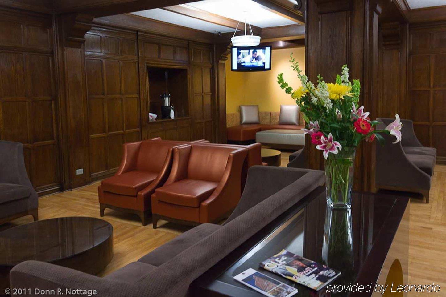 The Tudor Arms Hotel Cleveland - A Doubletree By Hilton İç mekan fotoğraf