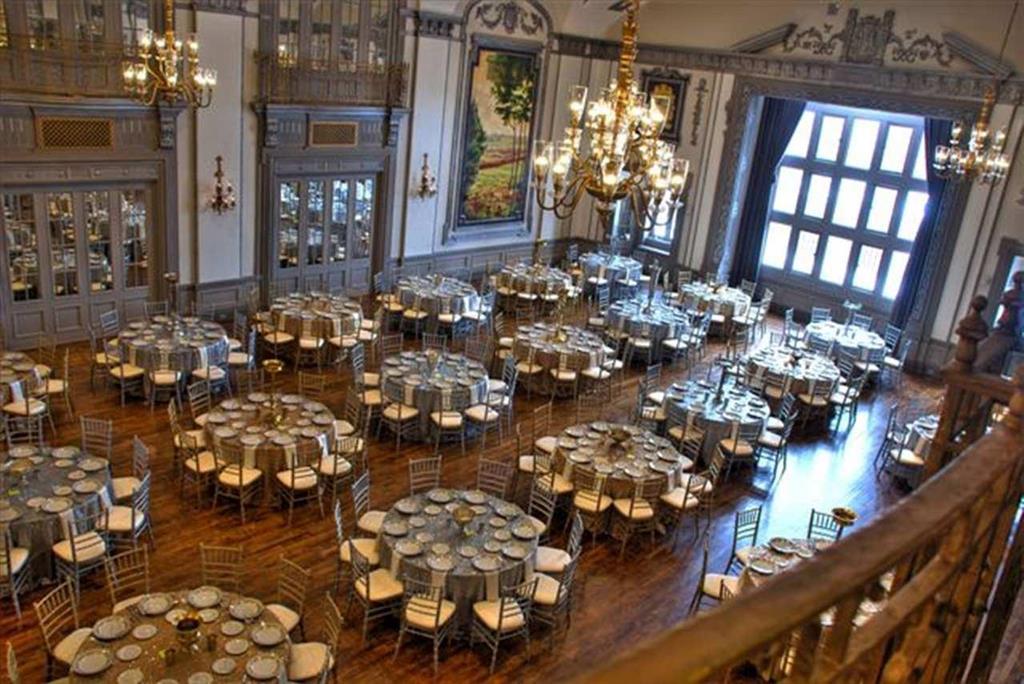 The Tudor Arms Hotel Cleveland - A Doubletree By Hilton İç mekan fotoğraf